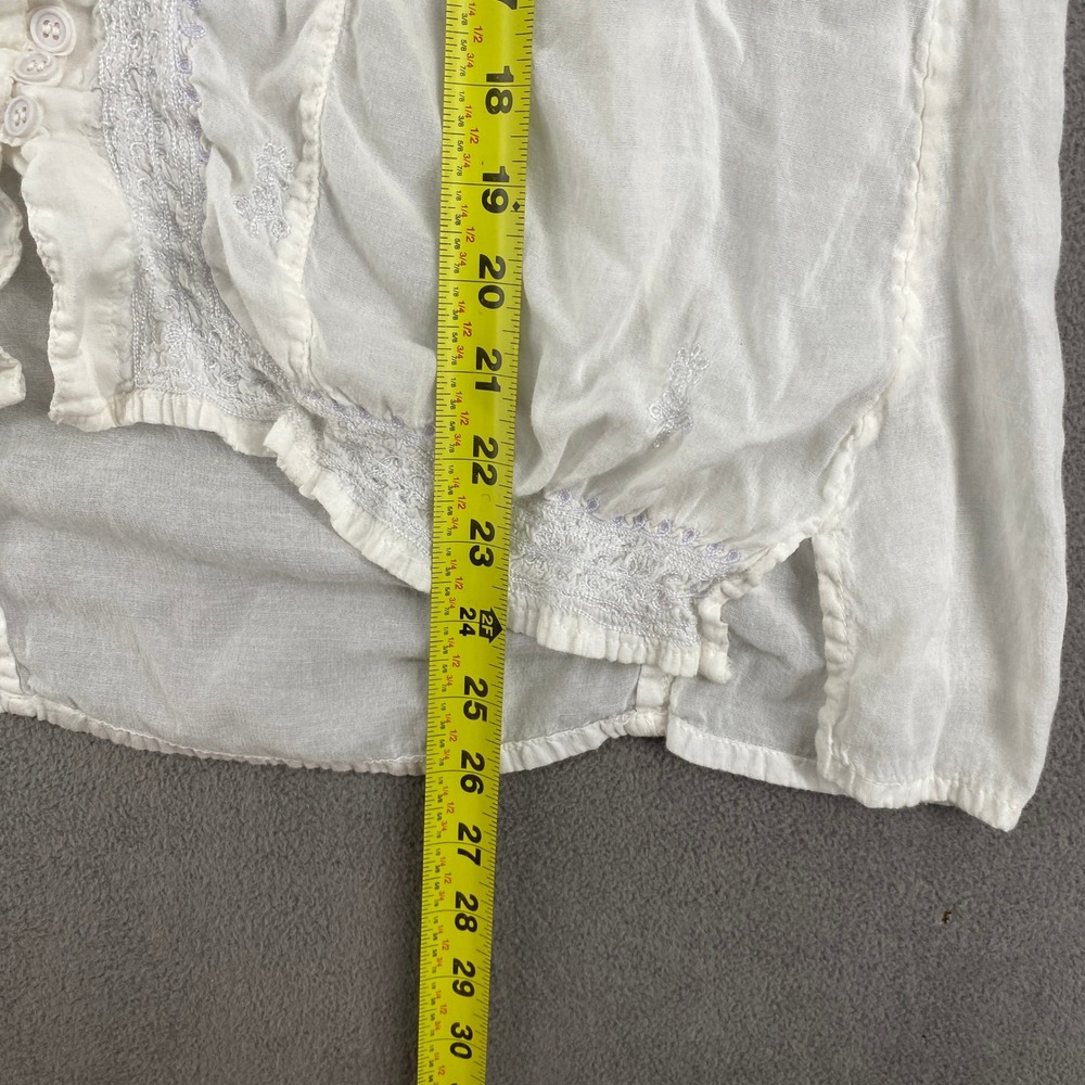 Vintage White Rayon Gauze Floral Embroidered Blouse Boho Scalloped Hem Top India - Picture 7 of 8